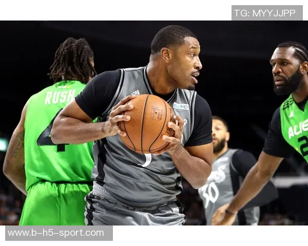 Unrivaled联赛现场观战人数创纪录21490人引领女子职业篮球新篇章