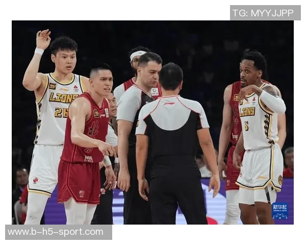 浙江广厦主场再添胜绩以90-75击败青岛豪取六连胜 浙江广厦主场再添胜绩以90-75击败青岛豪取六连胜