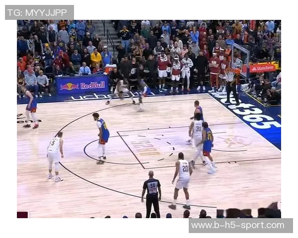 勇士进攻防守各具特色雷霆攻防一体优势难以破解 勇士进攻防守各具特色雷霆攻防一体优势难以破解